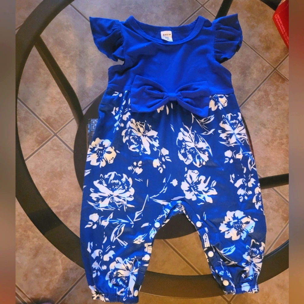 Blue Floral Outfit